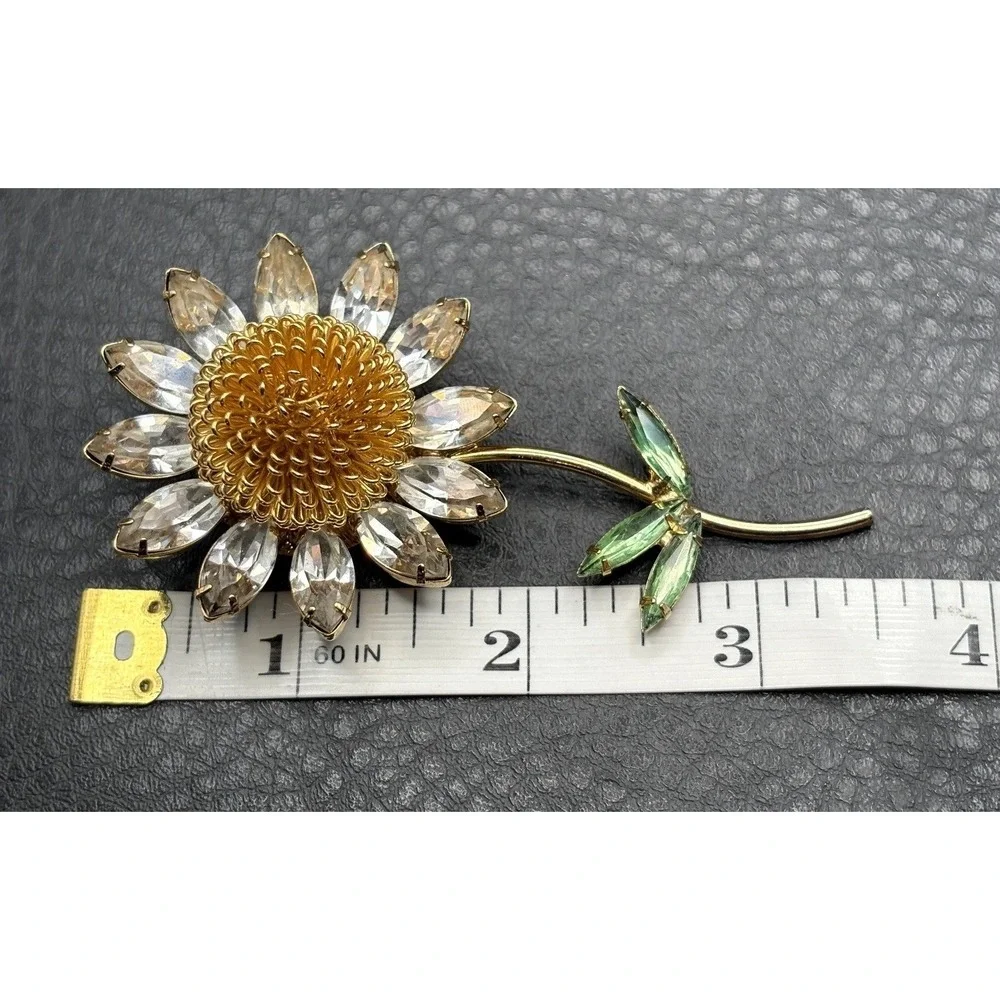 HUGE Vintage Daisy Flower Brooch Crystal Rhinestone Pin Gold Tone